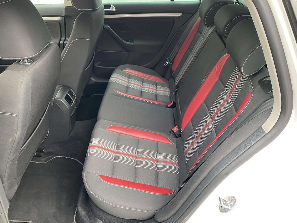 Volkswagen Golf 2.0 TDi Match
