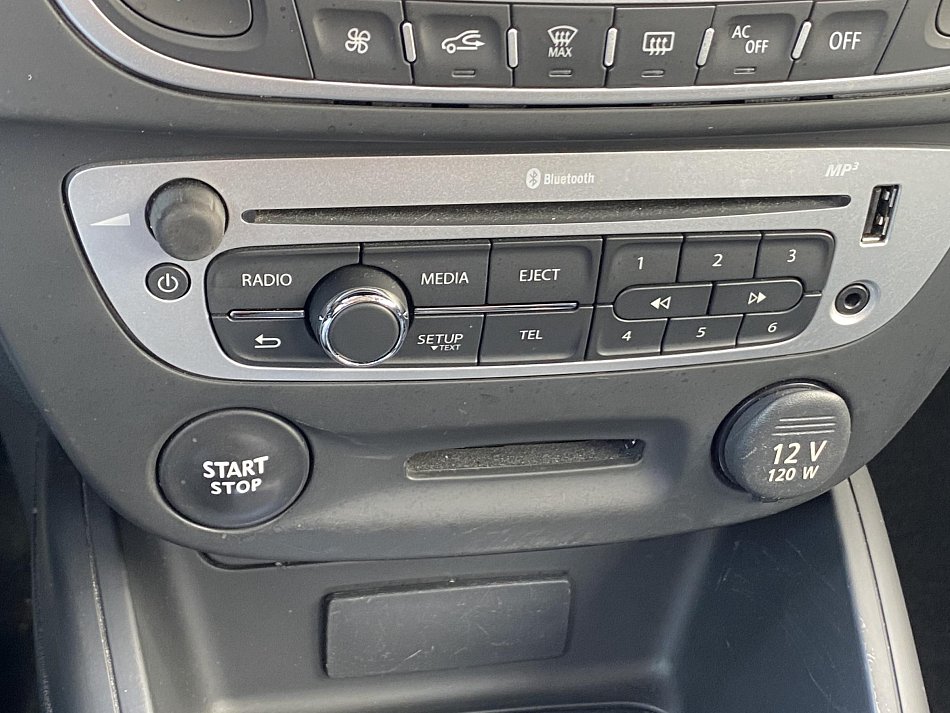 Renault Mégane 1.6i 16V 