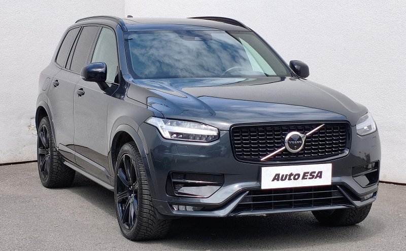 Volvo XC90 2.0 D5  AWD, 7míst