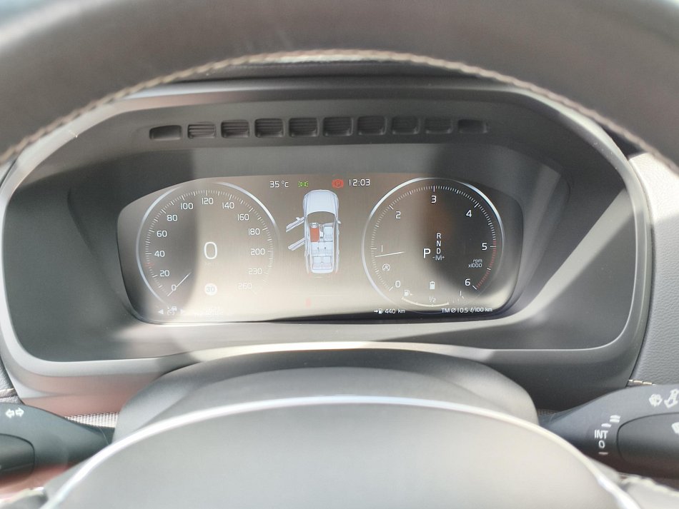 Volvo XC90 2.0 D5  AWD, 7míst