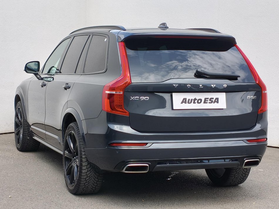 Volvo XC90 2.0 D5  AWD, 7míst