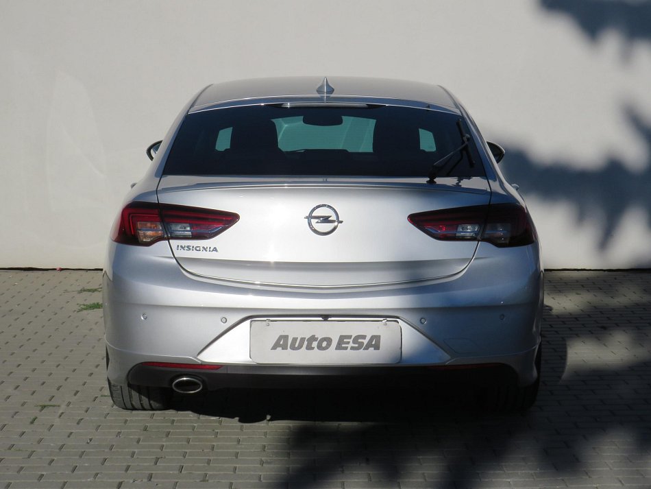 Opel Insignia 2.0 CDTI 