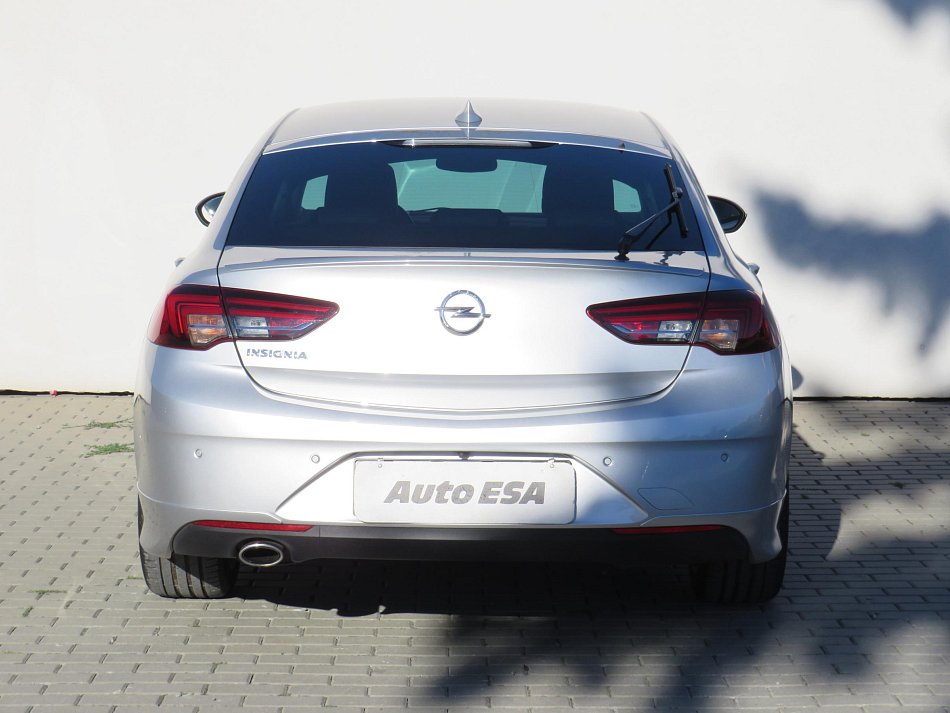 Opel Insignia 2.0 CDTI 