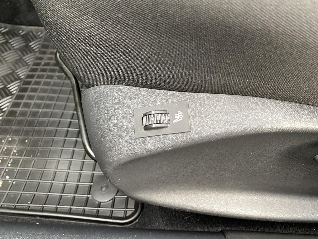 Peugeot 2008 1.2 PT GT Line