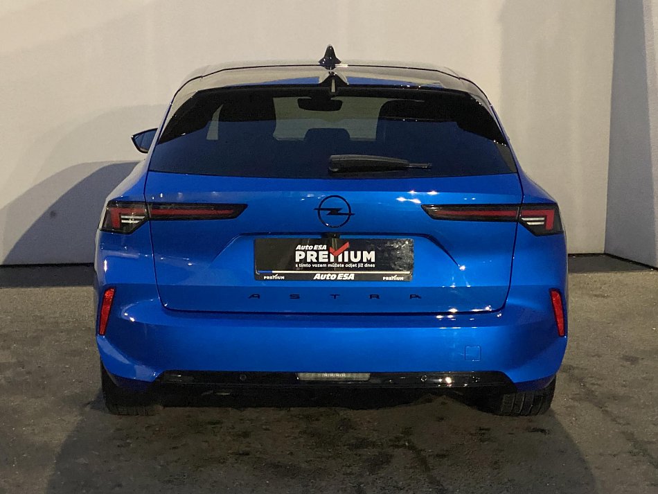 Opel Astra 1.2 i GS Line