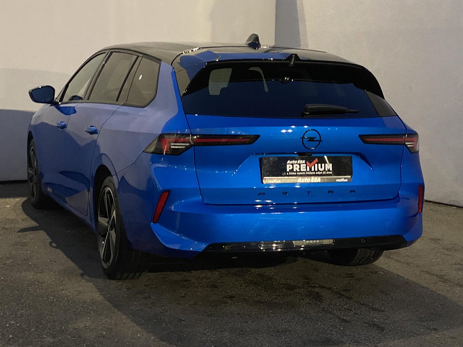 Opel Astra 1.2 i GS Line