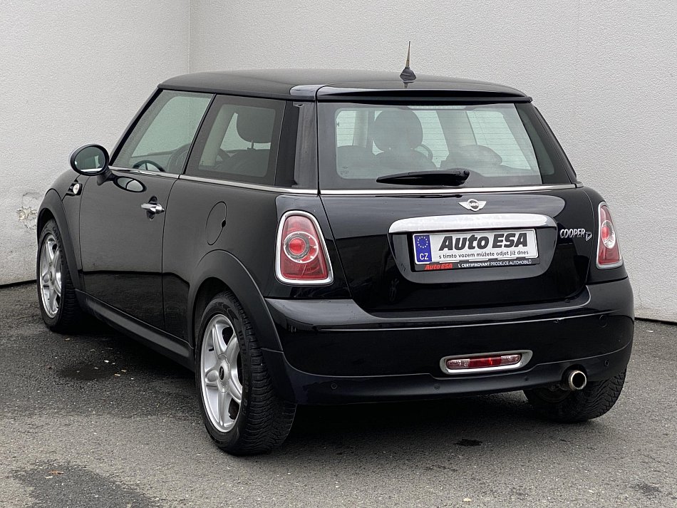 Mini Cooper 1.6 D 