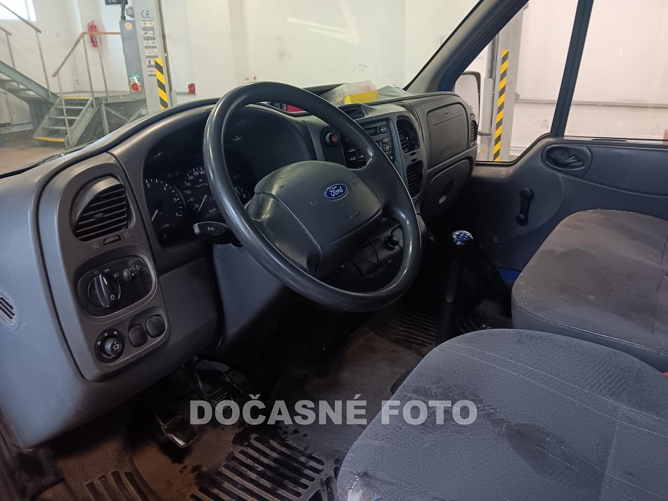 Ford Transit 2.4TDDi  L3H2 6míst