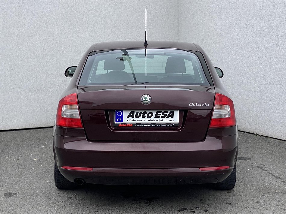 Škoda Octavia II 1.6 TDi Ambition