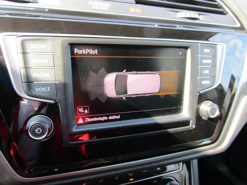 Volkswagen Touran 2.0 TDi 