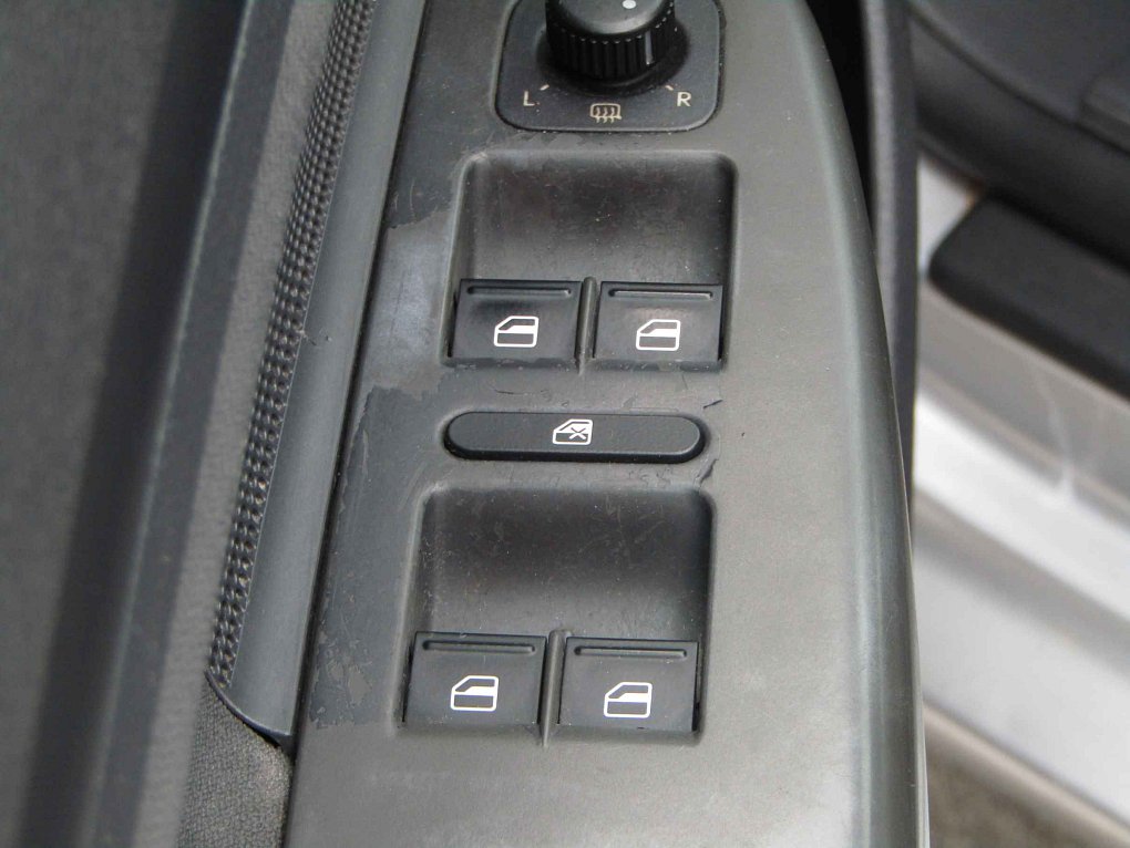 Volkswagen Golf 2.0 TDi 