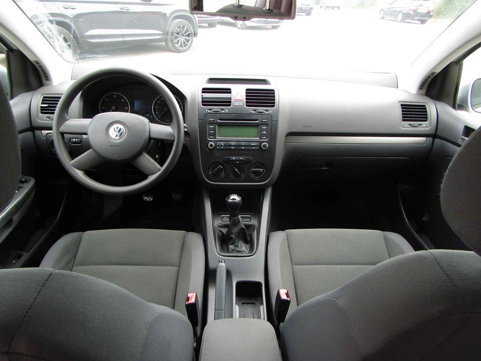 Volkswagen Golf 2.0 TDi 