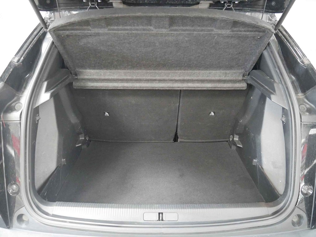 Peugeot 2008 1.2PT 