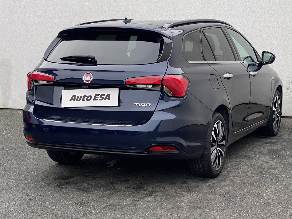 Fiat Tipo 1.4T-Jet Lounge