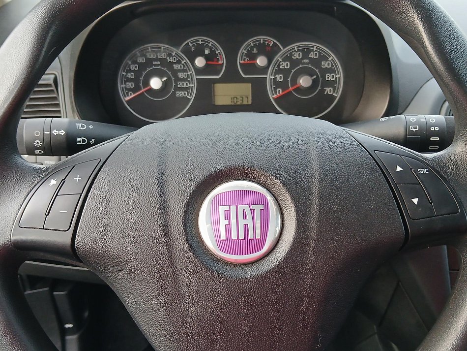 Fiat Grande Punto 1.2i 