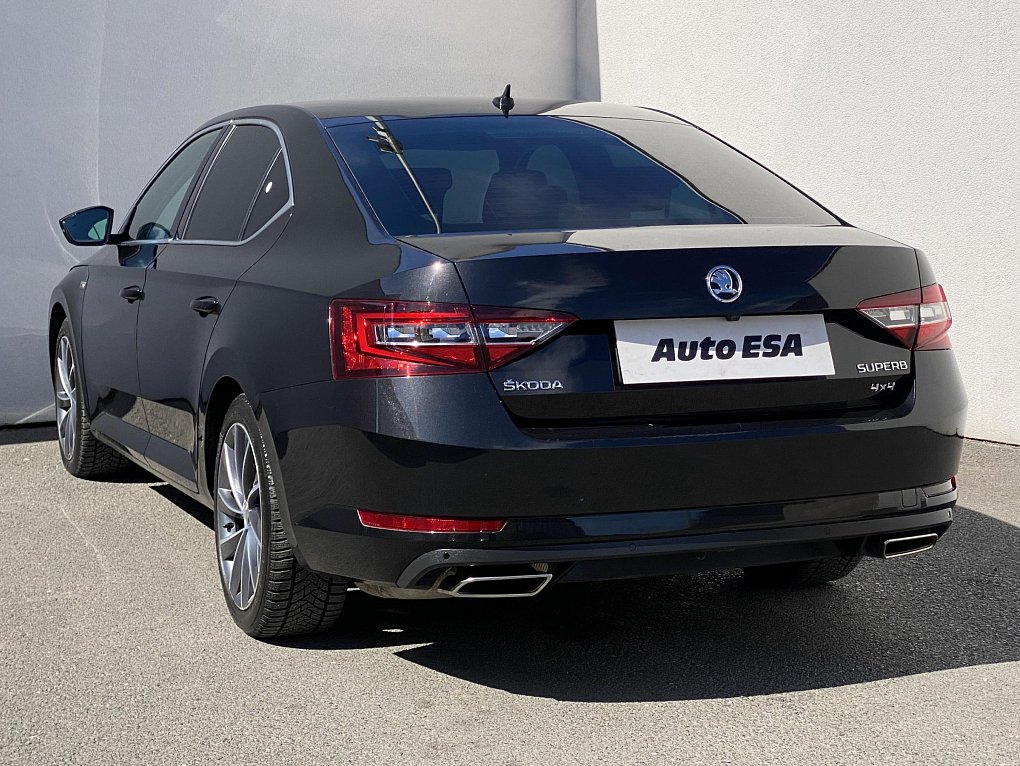 Škoda Superb III 2.0 TSi Edition 100
