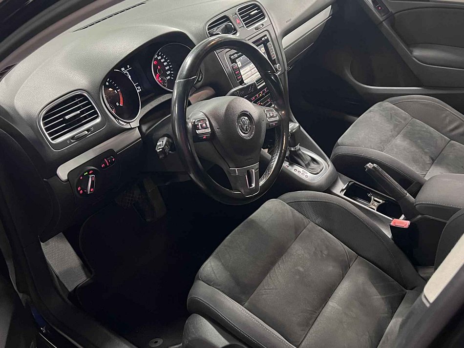 Volkswagen Golf 1.6TDi Highline