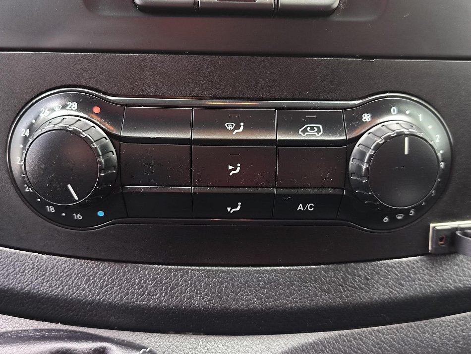 Mercedes-Benz Vito 1.6 CDi  DÍLNA