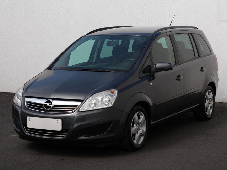Opel Zafira 1.8 i  7míst