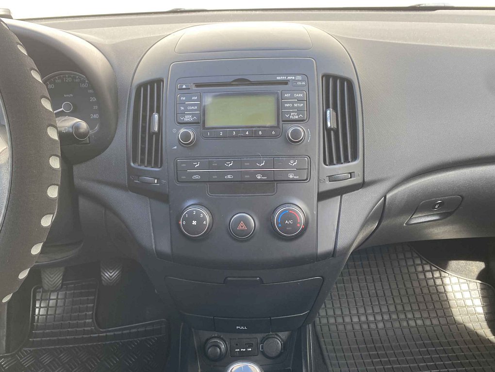 Hyundai I30 1.4  16V 