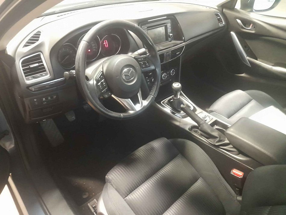 Mazda 6 2.0i 