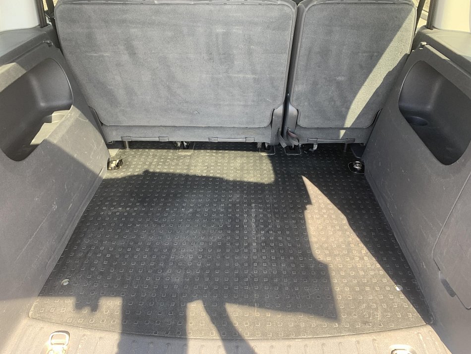 Volkswagen Caddy 1.6 TDi 