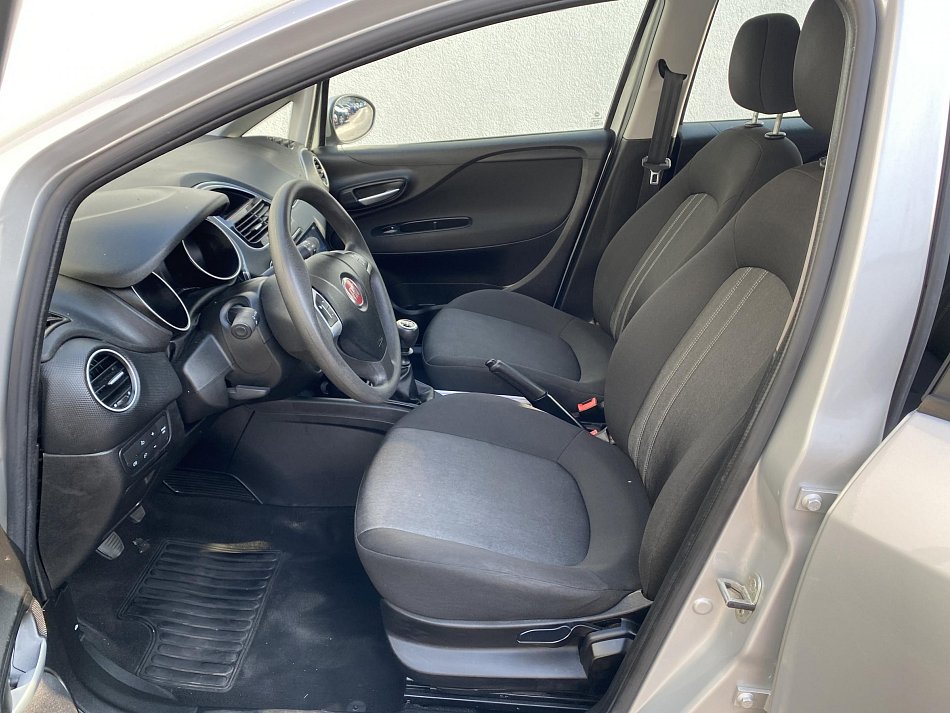 Fiat Punto 1.2i Pop