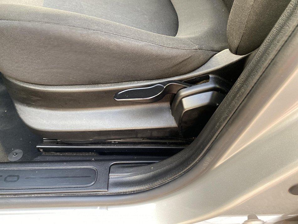 Fiat Punto 1.2i Pop