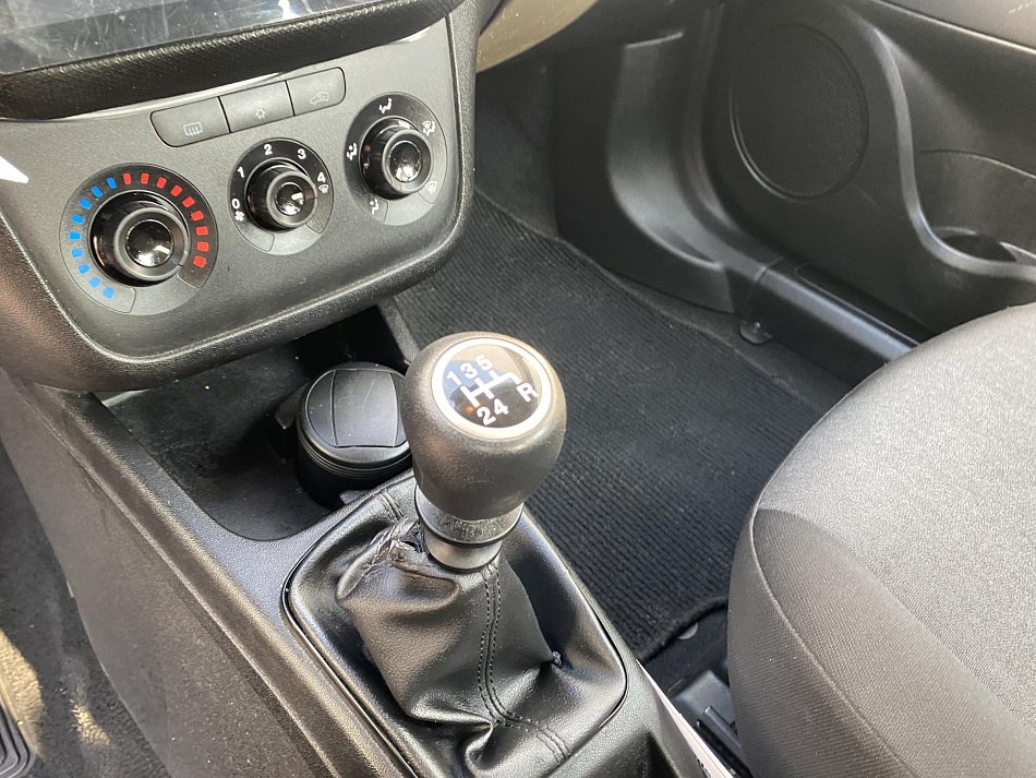 Fiat Punto 1.2i Pop