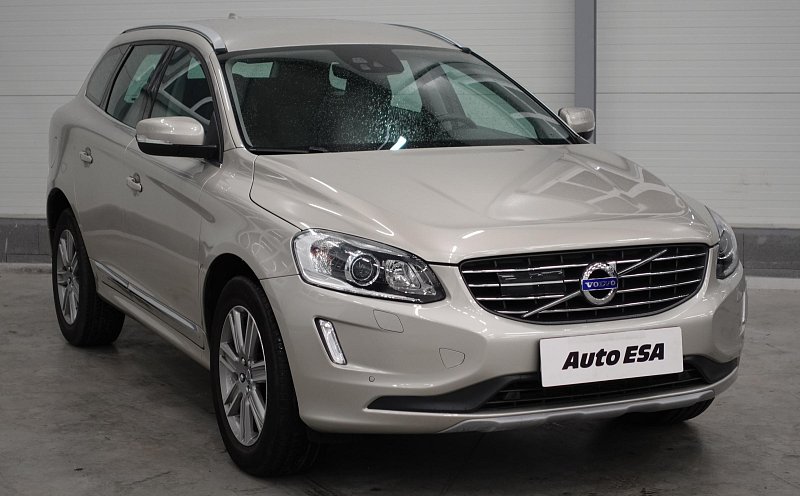 Volvo XC60 2.4 D4 Summum AWD