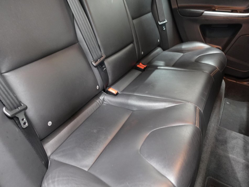 Volvo XC60 2.4 D4 Summum AWD