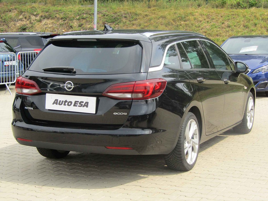 Opel Astra 1.6CDTi 