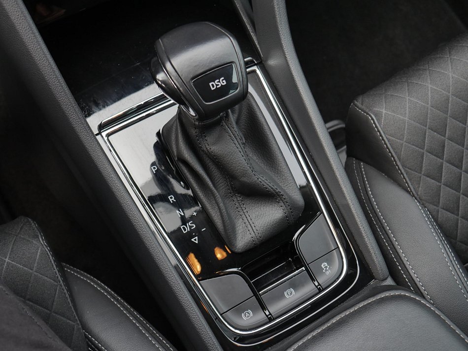 Škoda Karoq 1.5 TSI Style