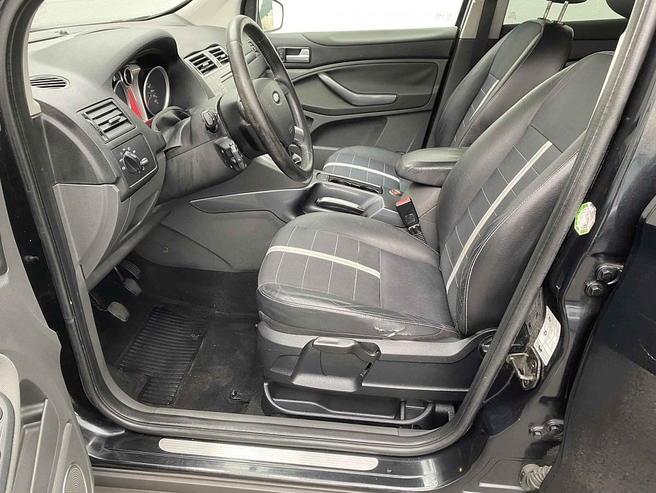 Ford Kuga 2.0 TDCi Titanium