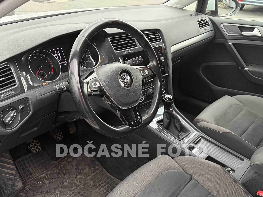 Volkswagen Golf 1.5 TSi 