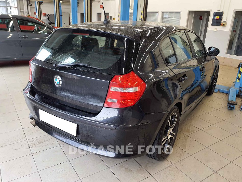 BMW Řada 1 2.0 D 
