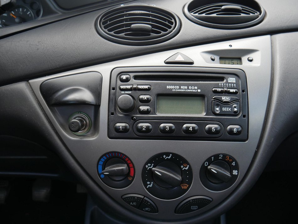 Ford Focus 1.6 16V 
