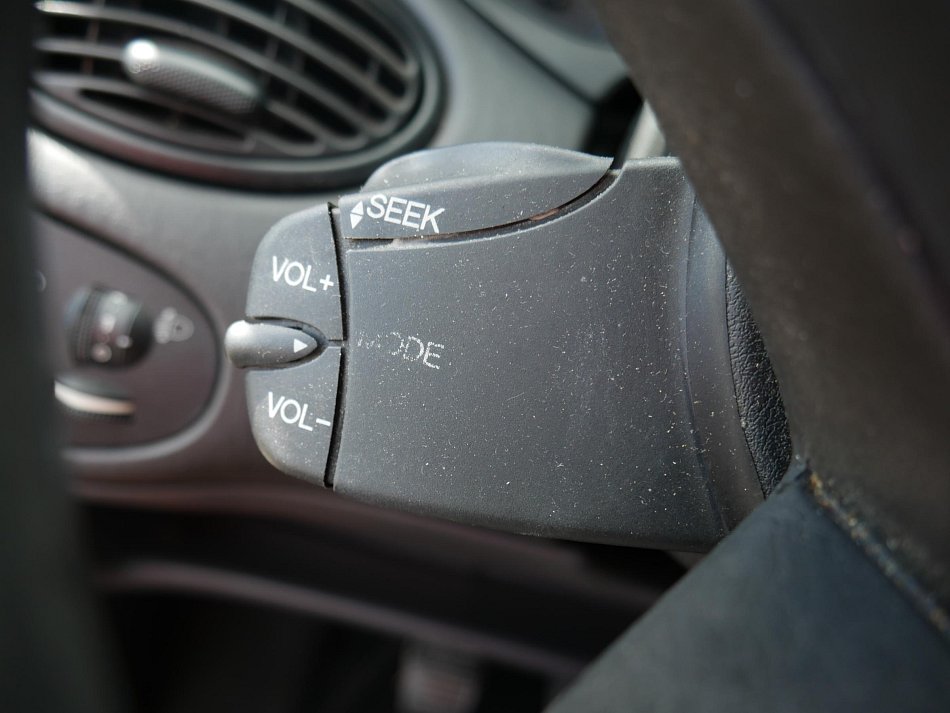Ford Focus 1.6 16V 