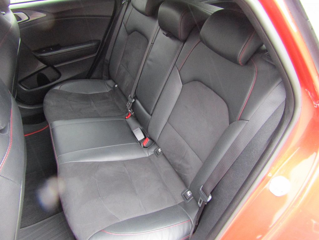 Kia Proceed 1.6T-GDi 