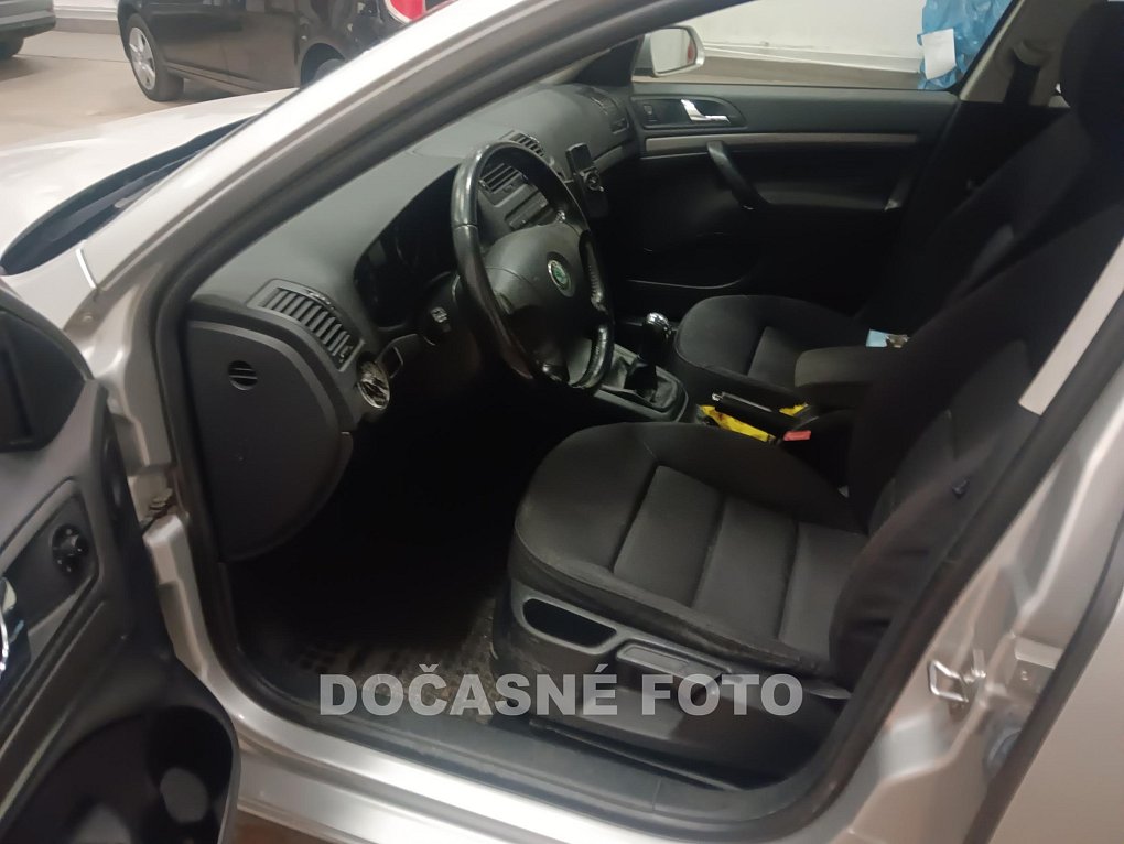 Škoda Octavia II 1.6i 