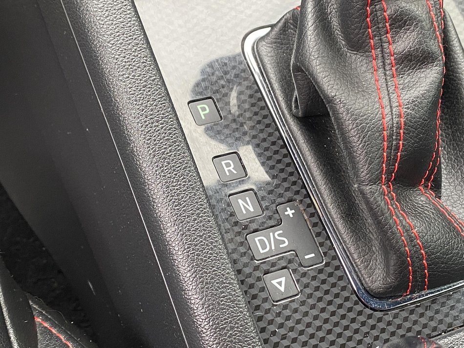 Škoda Octavia III 2.0 TDi RS Challange