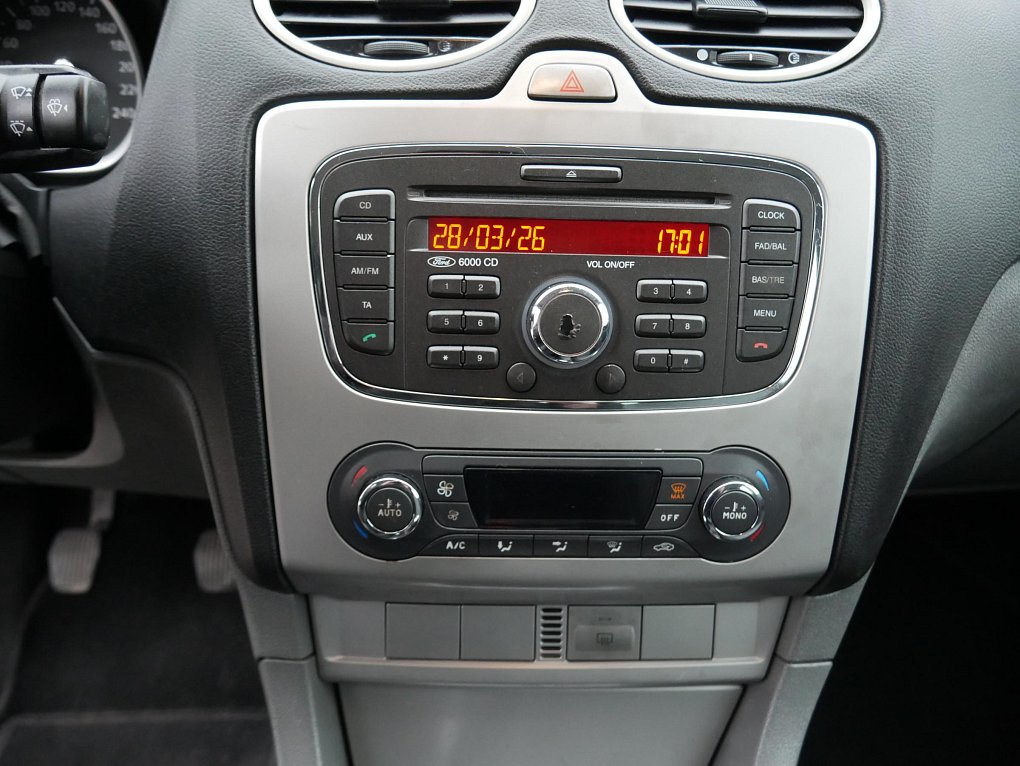 Ford Focus 1.6i 