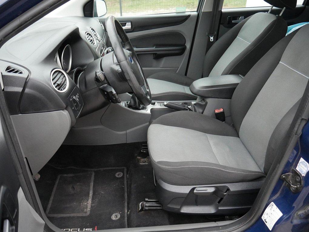 Ford Focus 1.6i 
