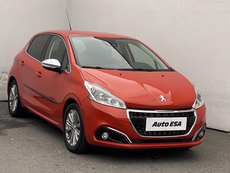 Peugeot 208 1.2PT 