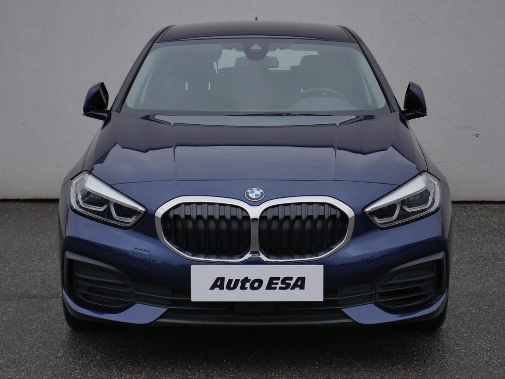 BMW Řada 1 1.5i  118i