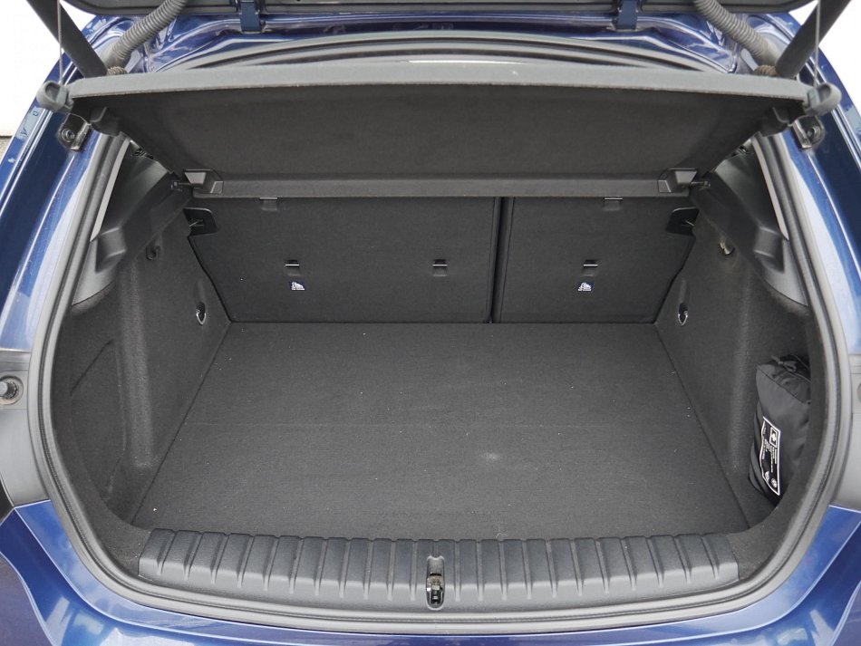 BMW Řada 1 1.5i  118i