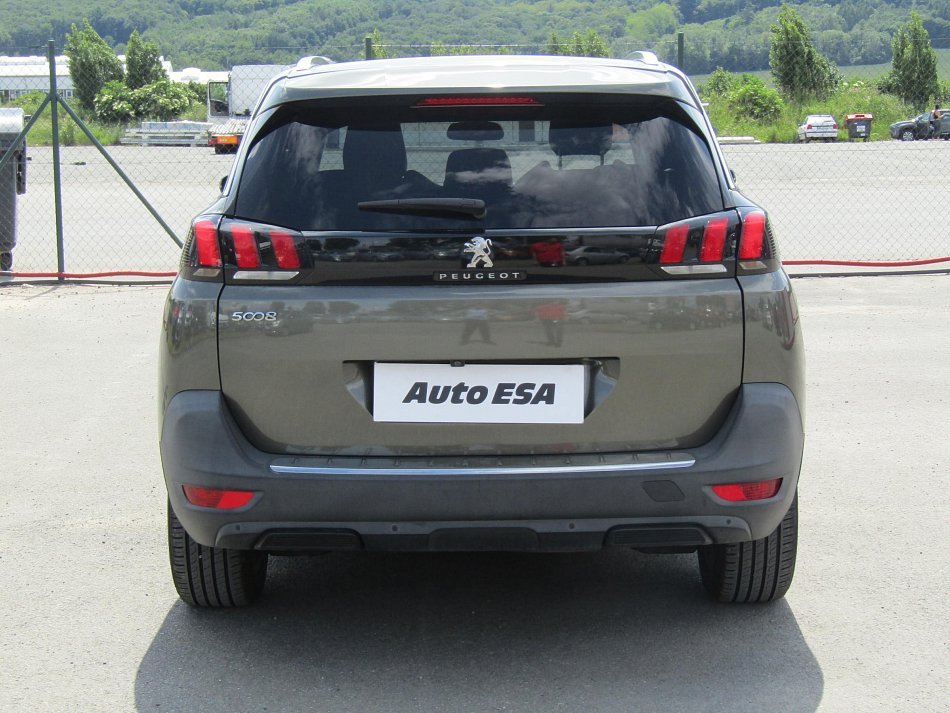 Peugeot 5008 1.6HDi 