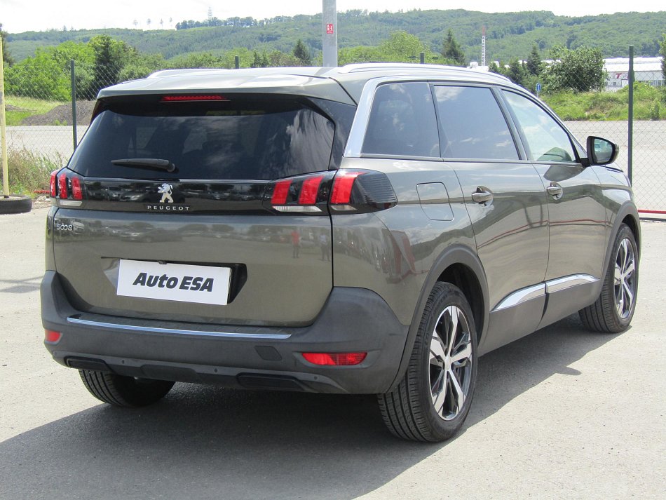 Peugeot 5008 1.6HDi 