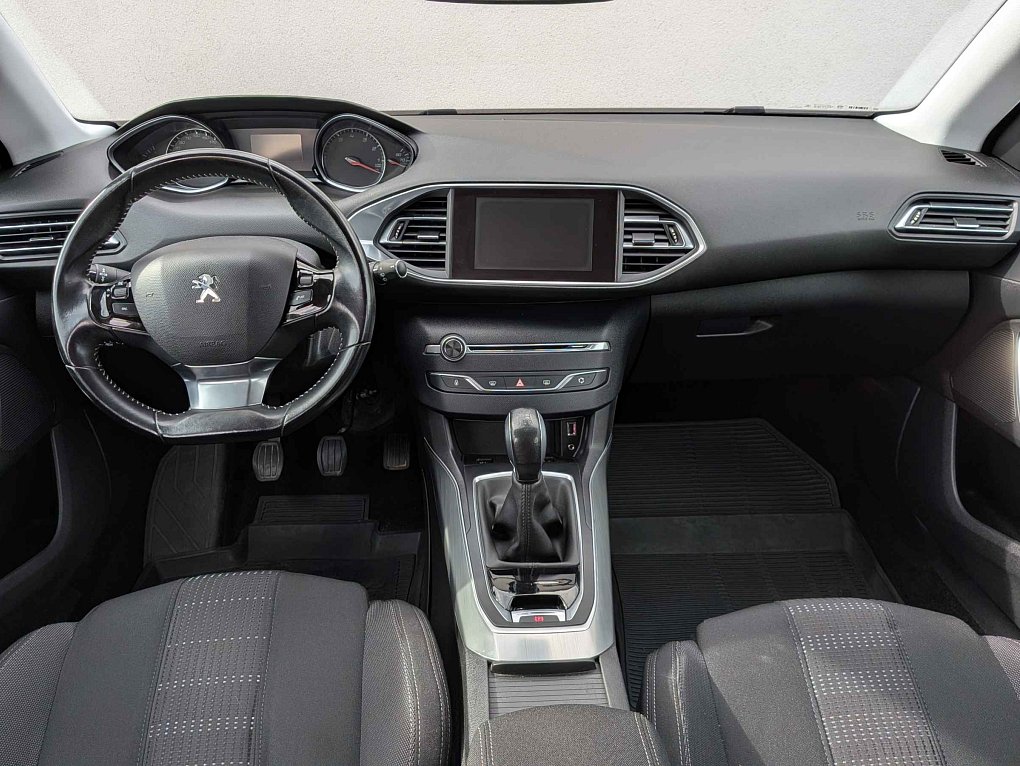 Peugeot 308 1.2PT 