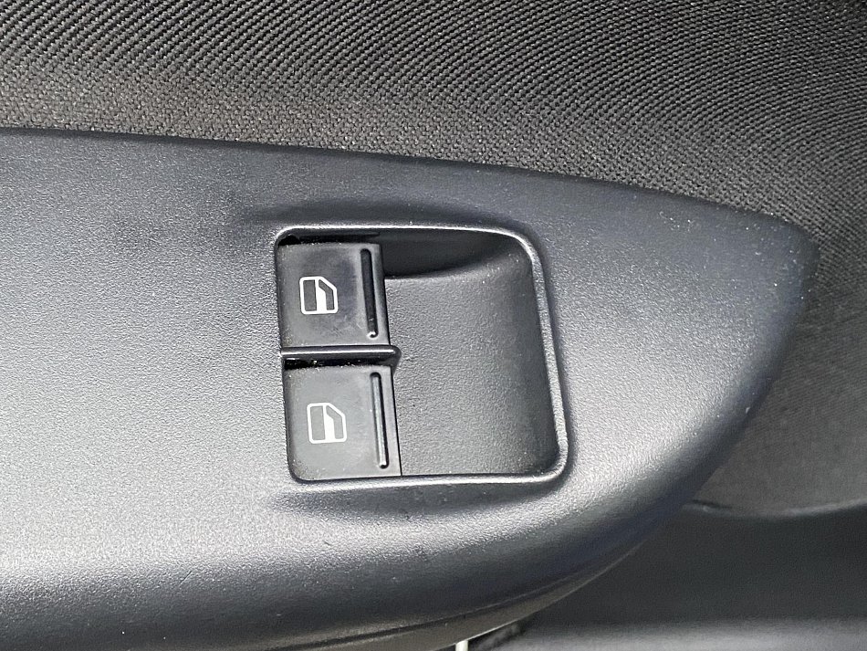 Škoda Octavia II 1.6  Tour